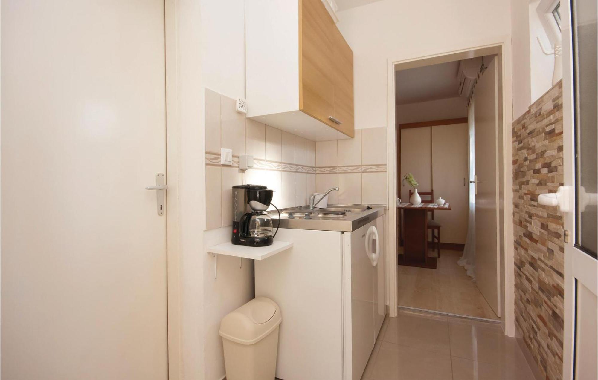 Nice Apartment In Raslina With House Sea View Esterno foto