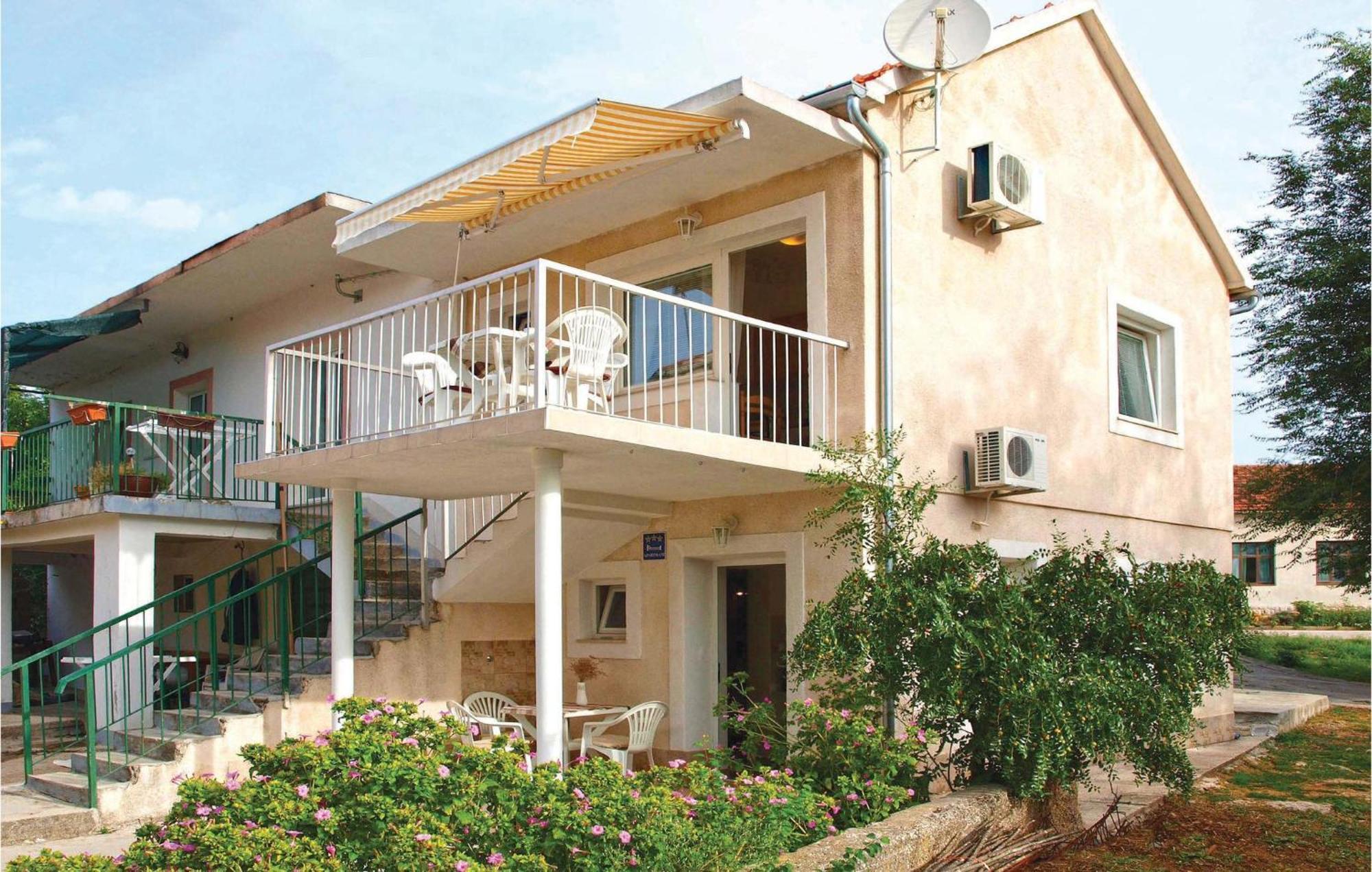 Nice Apartment In Raslina With House Sea View Esterno foto