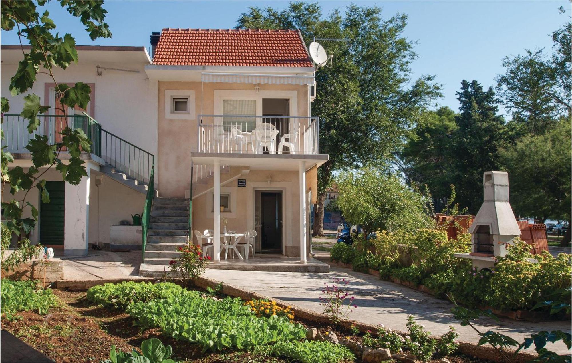 Nice Apartment In Raslina With House Sea View Esterno foto